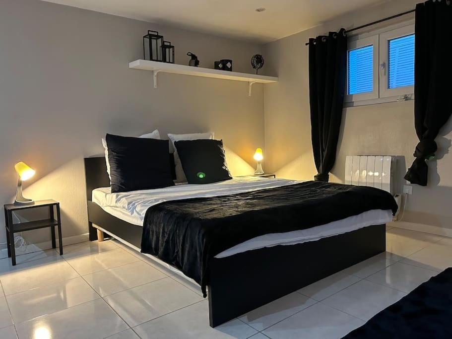 Cosy Studio - 10 Min Away From Cdg Aeroport - 30 Min Away From Paris - Parc Asterix - Olympic Games 2024 Le Thillay ภายนอก รูปภาพ